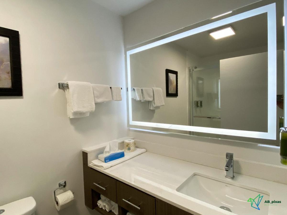 Glengarry Extended Stays Truro Eksteriør billede