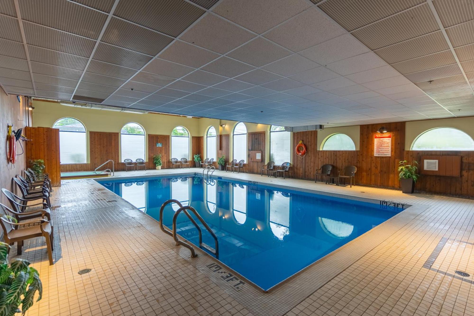 Glengarry Extended Stays Truro Eksteriør billede